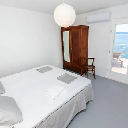 Semesterbostad House Mavi