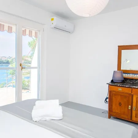 بيت للعطل House Mavi *